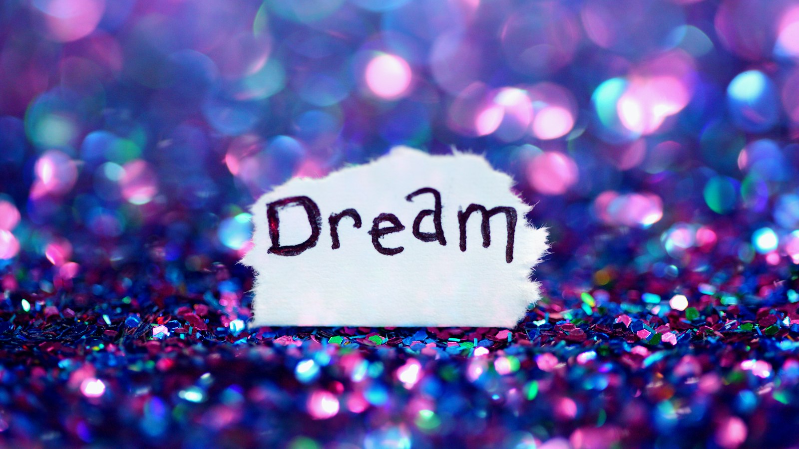 1.⁤ брашпиль (words in Russian)
2. снится (dreams)
3. чему‌ (what)
4. к (to)
5. make